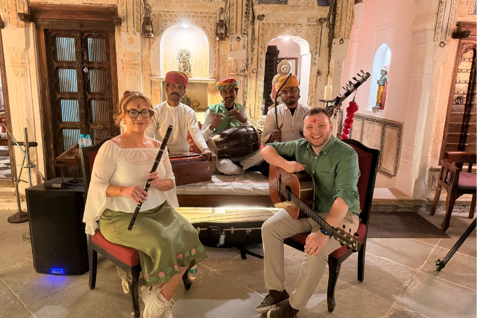 Jack and Siobhan performing at Vhah festival